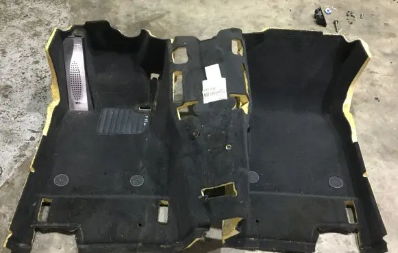 BMW 5 F10 F11 Front floor carpet liner 2280942 8051076 52916361