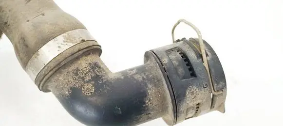 Audi Q7 4L Engine coolant pipe/hose 7L6122291M