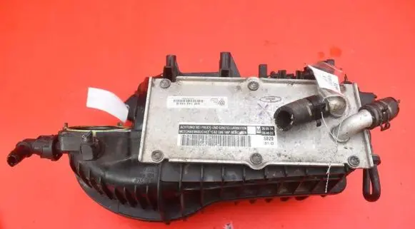 Audi A1 Intake manifold 03F129711H