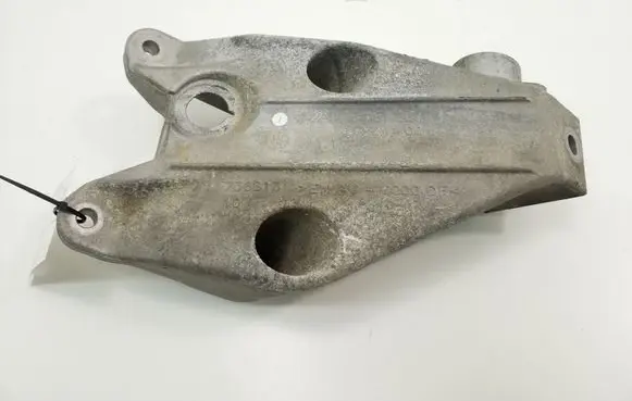 BMW 5 F10 F11 Engine mounting bracket 22116781227