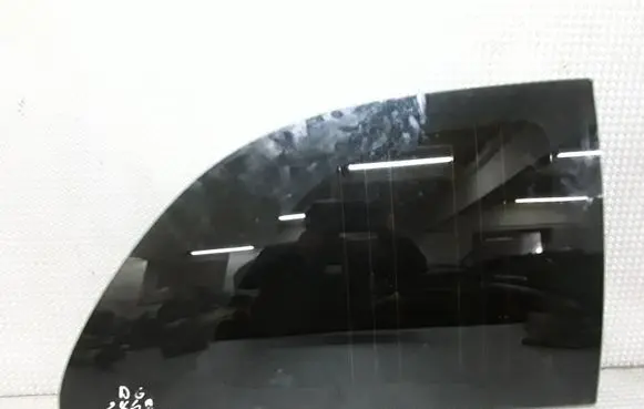 Chrysler Voyager Rear side window