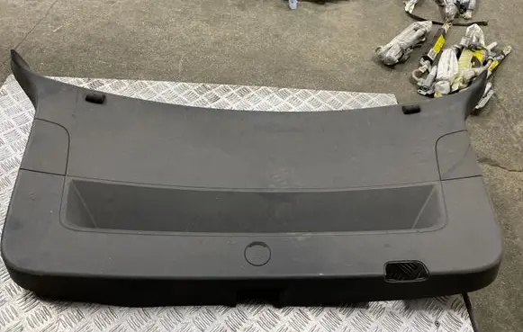Volkswagen Golf Plus Tailgate/boot cover trim set 5M0867601