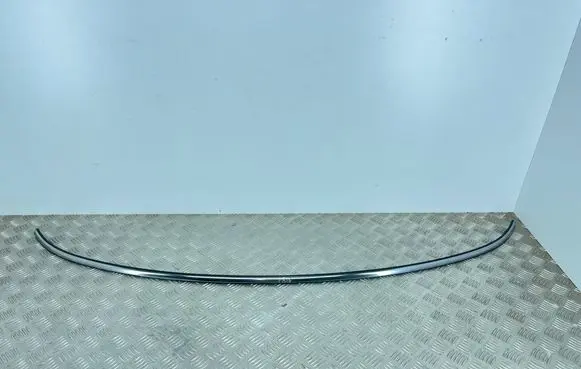 Mini Clubman F54 Engine hood trim 