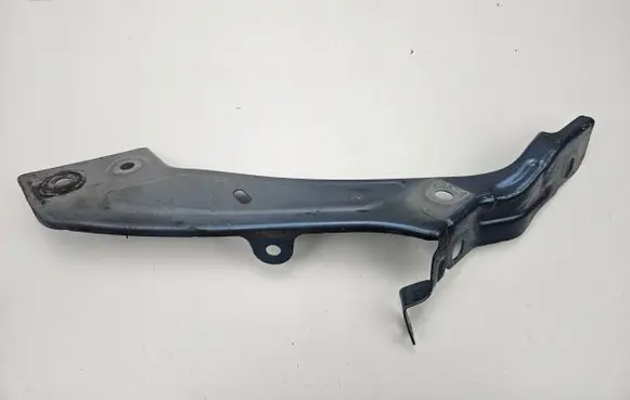 Renault Megane IV Headlight/headlamp mounting bracket 631416998R