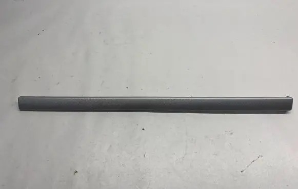 Porsche Cayenne (9PA) Dashboard glove box trim 7L5857222