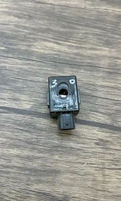 Honda CR-V Horn buzzer relay 0689004920