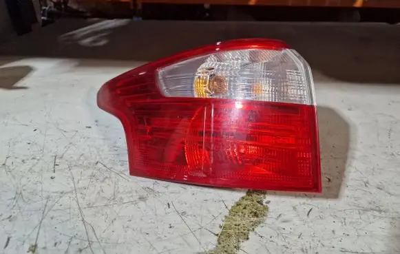Ford Focus Rear/tail lights BM5113405G