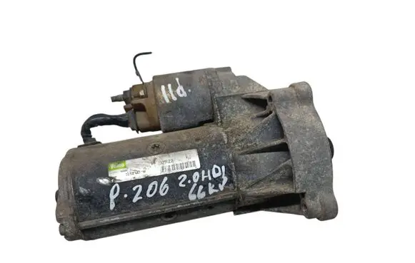 Peugeot 206 Starter motor D7R27 0282L0B