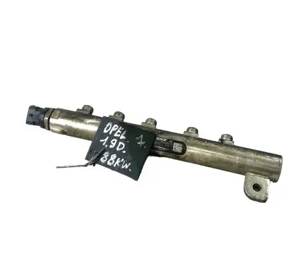 Opel Vectra C Fuel main line pipe 55209572