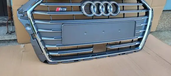 Mercedes-Benz S W223 Front grill