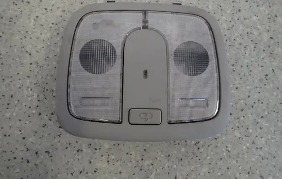 KIA Rio Headlining lighting console trim 