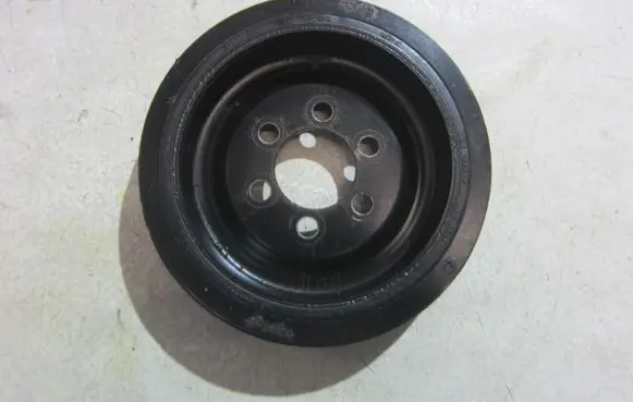 BMW X3 F25 Crankshaft pulley 7624103