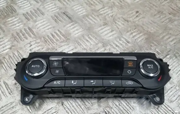 Ford Focus Climate control unit BM5T18C612CL WK3B39357 0259A