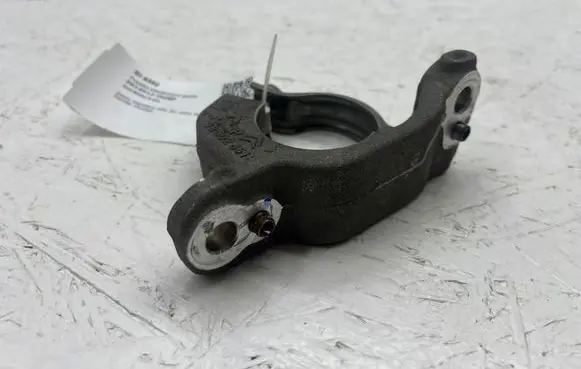 Opel Mokka B Driveshaft support bearing bracket 9850285180