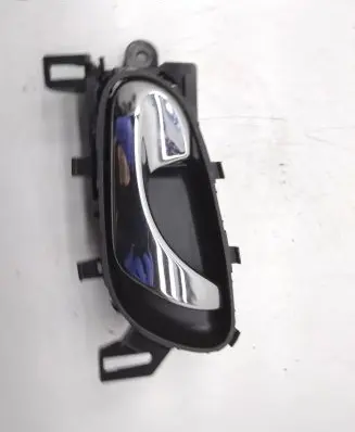 Nissan X-Trail T32 Rear door interior handle