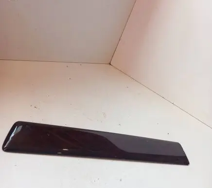 Dashboard glove box trim