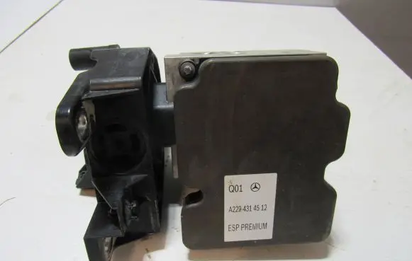 Mercedes-Benz S W222 ABS Pump A2224314512