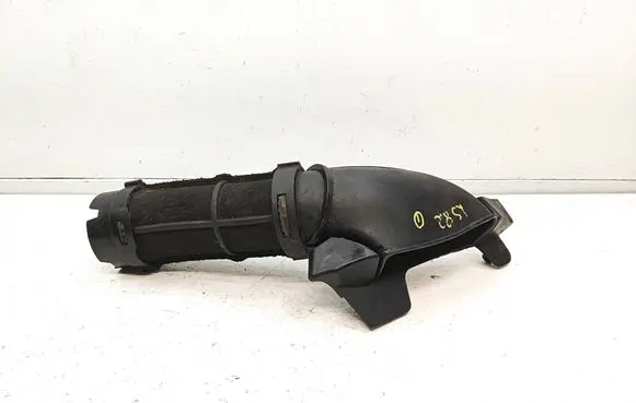 Opel Mokka Air intake duct part 95143260 1052078S03