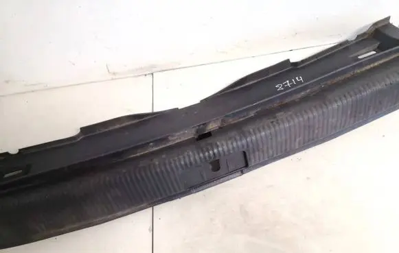 Volkswagen Golf Plus Other trunk/boot trim element 5m0863459