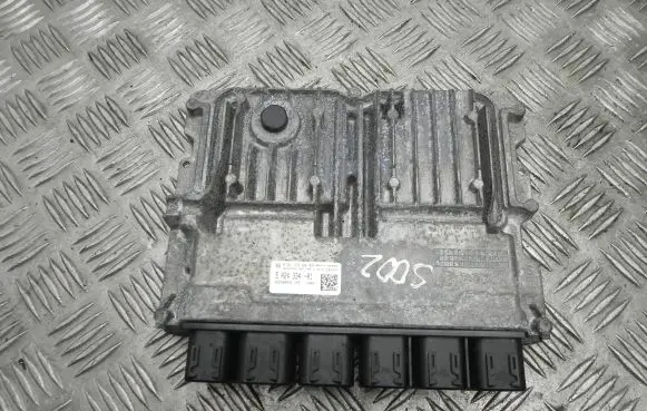 BMW X3 G01 Engine control unit/module 5A24334