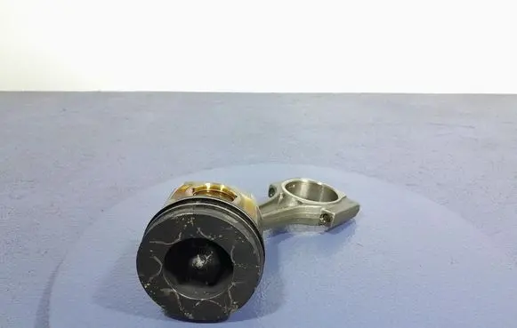 Piston