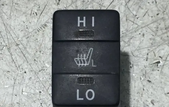 Toyota Auris E180 Seat heating switch 191698