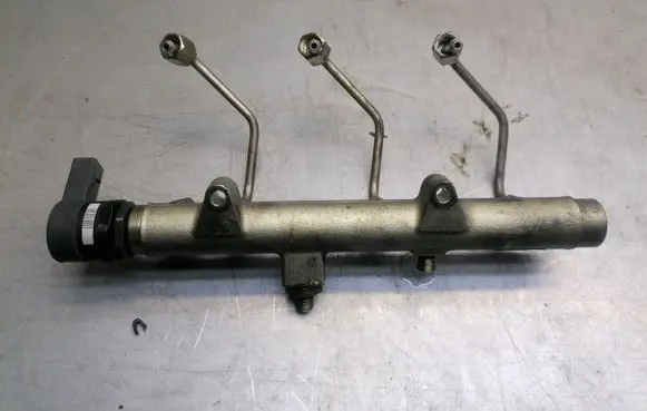 Audi A6 S6 C6 4F Fuel main line pipe 059130090K