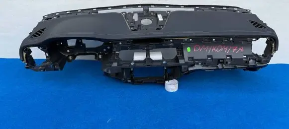 Mercedes-Benz X-class W470 Dashboard 681005XA1A
