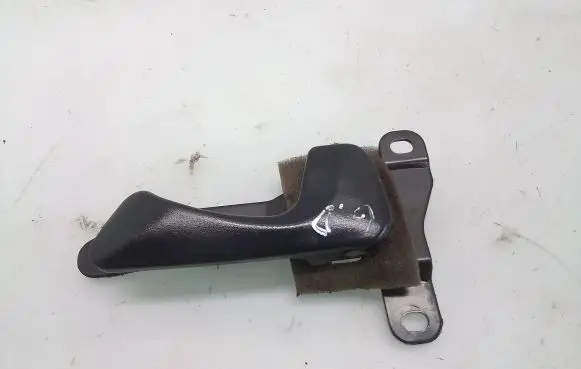 Hyundai Galloper Rear door interior handle