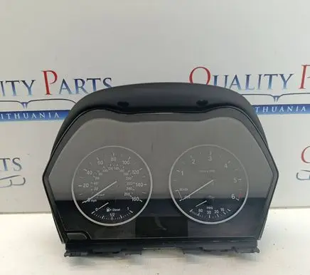 BMW X1 F48 F49 Speedometer (instrument cluster) 17649411