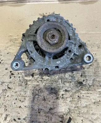 Volkswagen PASSAT B5 Generator/alternator 058903016 0123310022