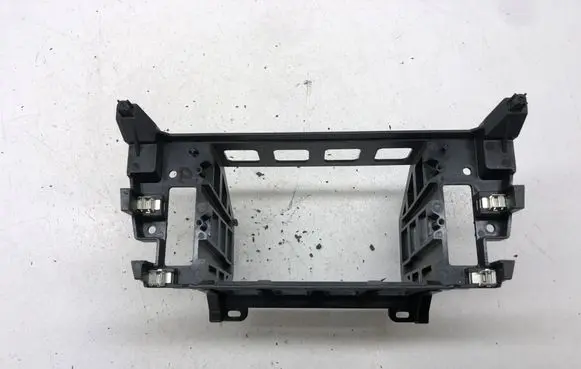 Radio/GPS head unit trim