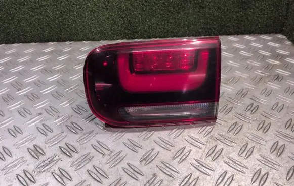 Citroen C4 Cactus Tailgate rear/tail lights 90120850 16791 901208504KA0