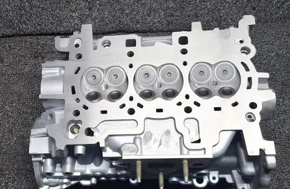 Opel Karl Engine head 55580905