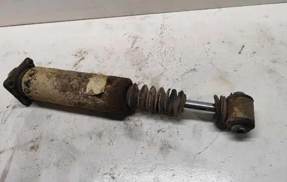 Volvo V70 Rear shock absorber/damper 8624606 16283NH030 DQN9T0P