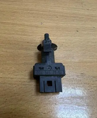 Mercedes-Benz A W168 Brake pedal sensor switch 0045452114 D5186
