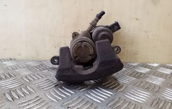 Audi A5 Sportback 8TA Rear brake caliper 32335478