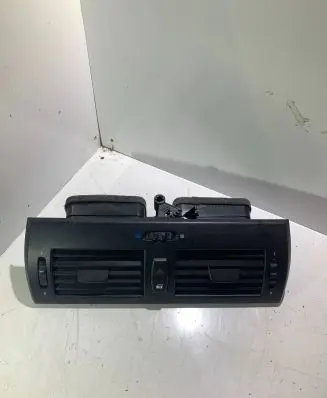BMW X3 E83 Dash center air vent grill 3400074