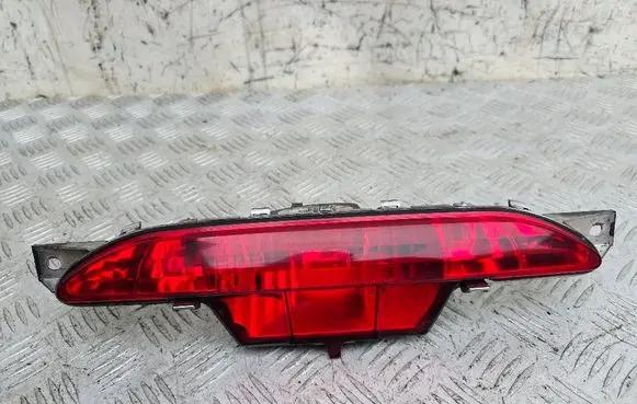Peugeot 208 Third/center stoplight 9674308980