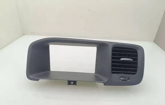 Volvo V60 Dash center air vent grill 39804063