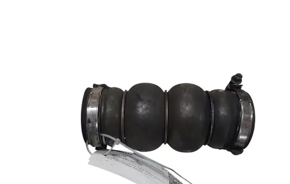 Intercooler hose/pipe
