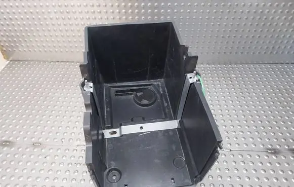 Ford Focus Battery box tray S26380465 AM5110723AD