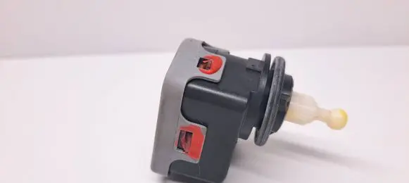 Audi A6 S6 C5 4B Headlight level adjustment motor 6Y0941295