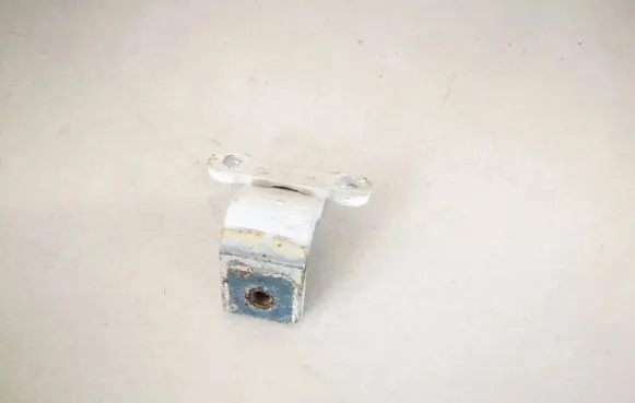 Tailgate/trunk/boot hinge