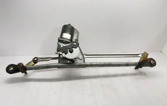 BMW X5 E53 Front wiper linkage and motor 7046570