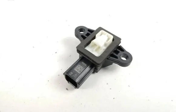 Volvo XC90 Airbag deployment crash/impact sensor 31406731 04192016 00221758