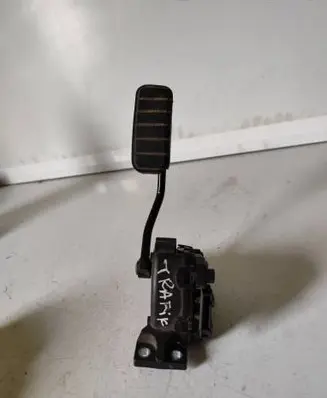 Renault Trafic II (X83) Accelerator throttle pedal 6PV00811904 7700314525