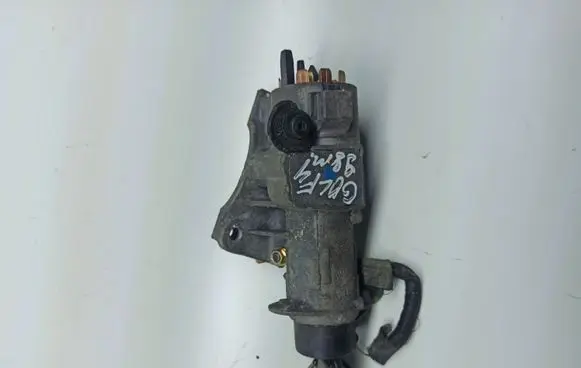 Volkswagen Golf IV Ignition lock 4B0905351C