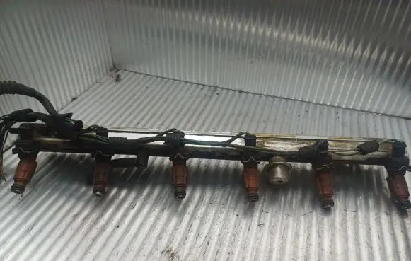 Fuel injectors set