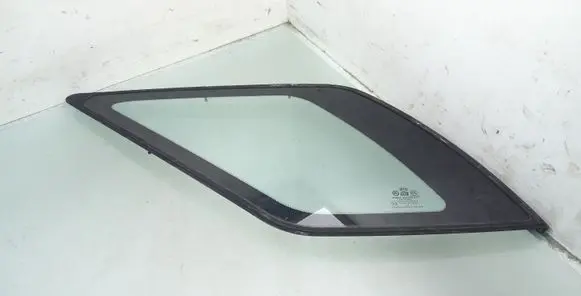 KIA Sorento Rear side window AS2